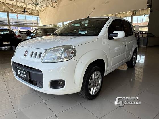 FIAT UNO 1.4 EVO ECONOMY 8V FLEX 4P MANUAL FIAT UNO 1.4 EVO ECONOMY 8V FLEX 4P MANUAL